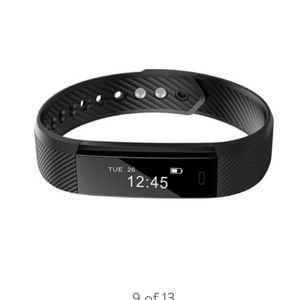 BRAND NEW Pedometer/ fitness tracker